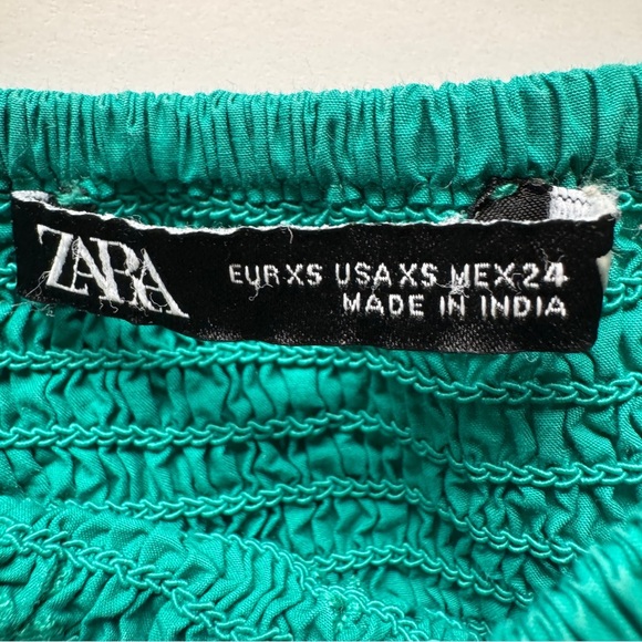 Zara Smocked Cropped Top Eyelet Ruffle Trim Green Puff Sleeve Boho Square Sz XS - Picture 4 of 14